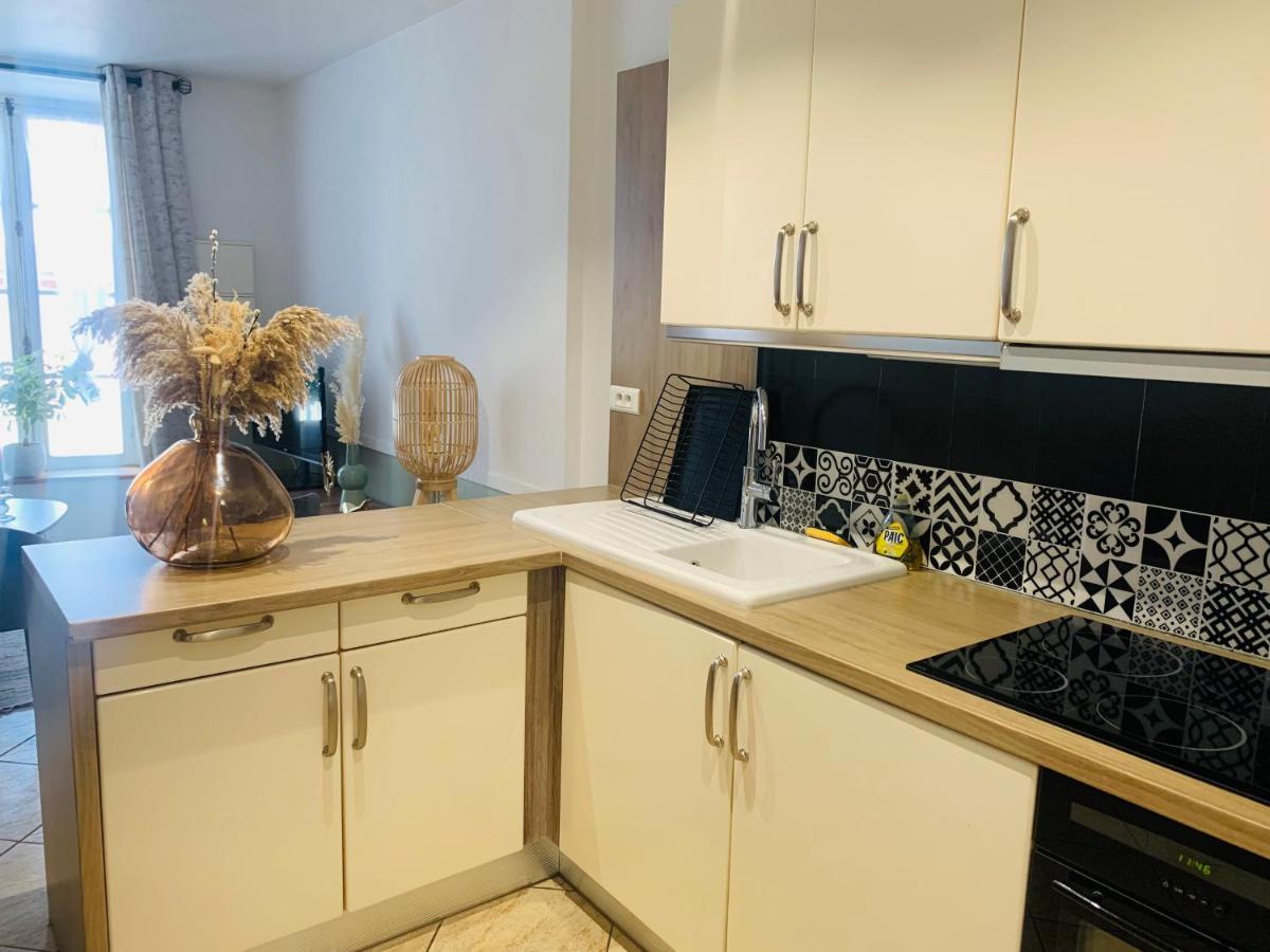 La Roseraie De L Arguenon, Appartement Charmant Centre Ville Jugon-les-Lacs Екстер'єр фото